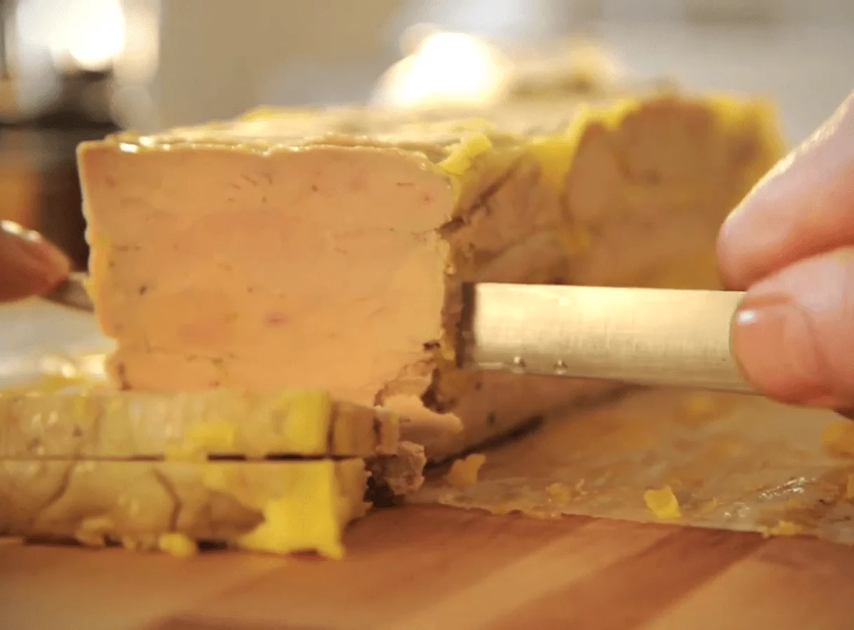 Terrine de foie gras maison comme un chef